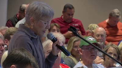 Community members pack public hearing over proposed  York County solar panel manufacturing facility