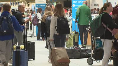 More than 400 flight delays reported at Charlotte Douglas