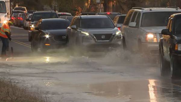 Water main break causes heavy delays in southwest Charlotte 