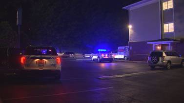 One seriously hurt in north Charlotte shooting, MEDIC says 