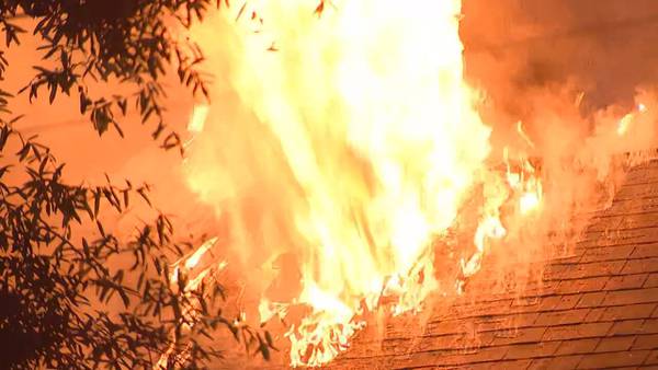 3 firefighters hospitalized following 2-alarm house fire in north Charlotte 
