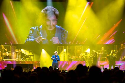 Legendary entertainer Barry Manilow performs in Charlotte. Jan. 21, 2023.