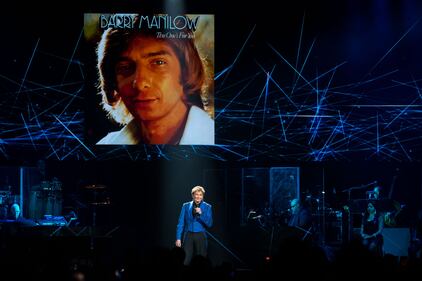 Legendary entertainer Barry Manilow performs in Charlotte. Jan. 21, 2023.