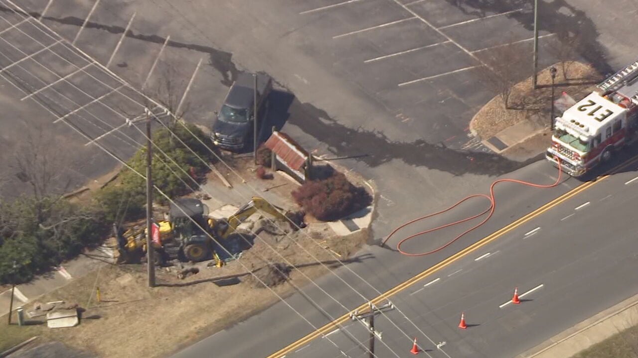 Gas leak impacting traffic near Matthews intersection