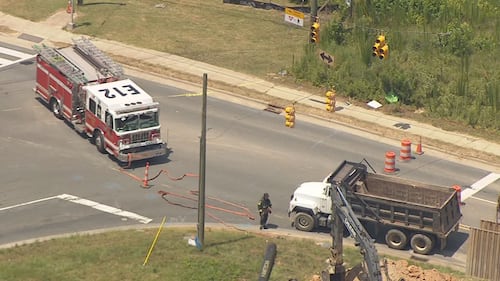 Gas leak closes intersection at McKee Road in Matthews