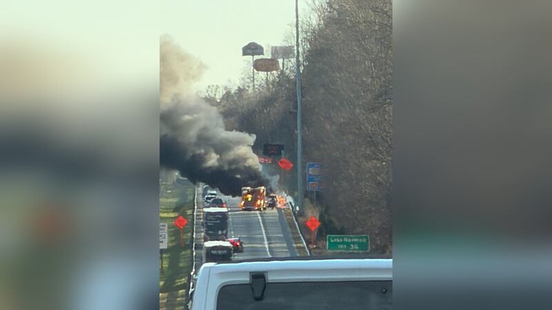 Crews respond to fire on Interstate 77