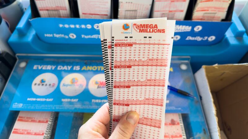 Mega Millions jackpot grows to $800M