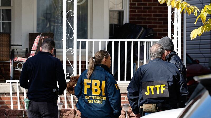 2 charged in alleged terror plot in Michigan