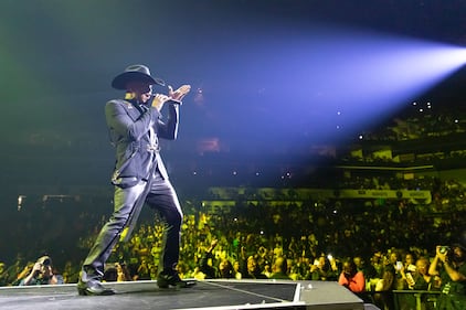 Ne-Yo performs at the Spectrum Center on Feb. 6, 2025.