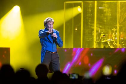 Legendary entertainer Barry Manilow performs in Charlotte. Jan. 21, 2023.