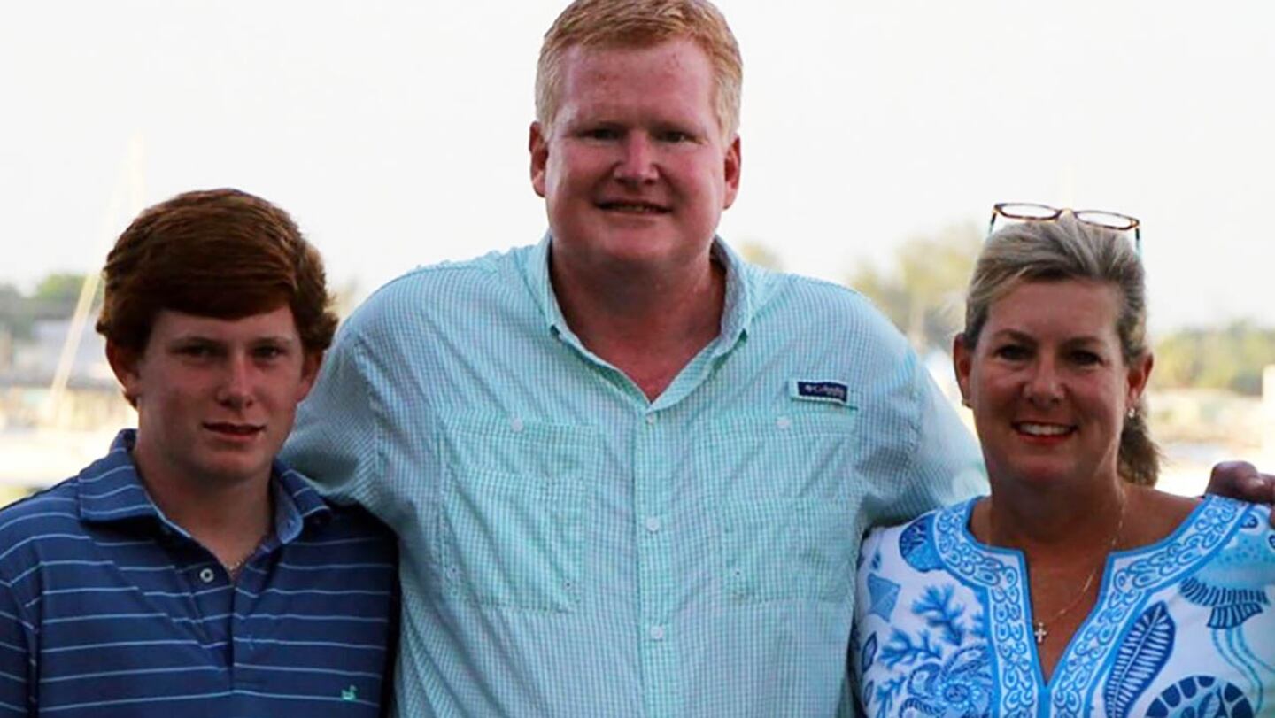 Alex Murdaugh, his wife Maggie Murdaugh and their son Paul Murdaugh.