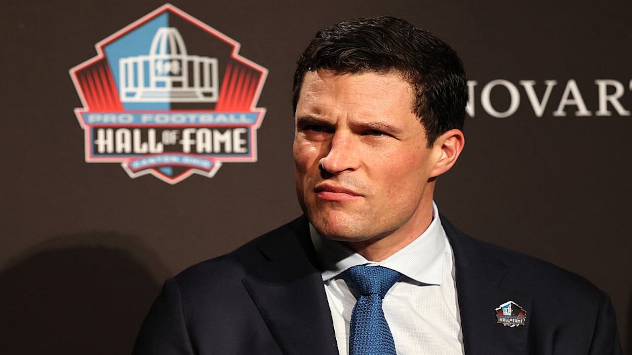 Carolina Panthers great Luke Kuechly will be Netflix lead NFL analyst for 2026 season – WSOC TV