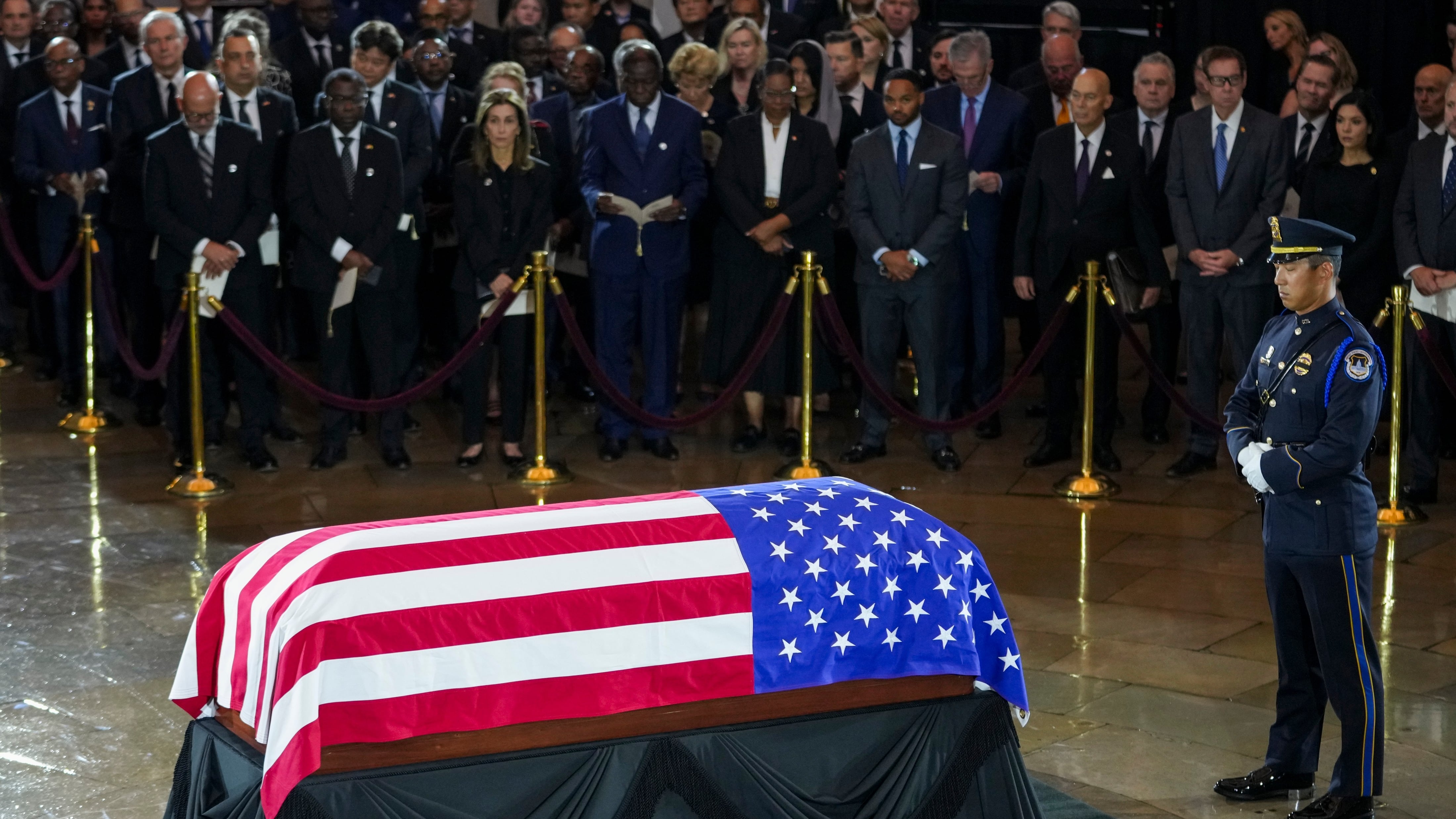 Lawmakers pay tribute to late Sen . Lindsey Graham