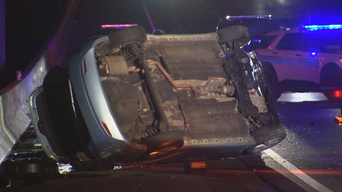 MEDIC: 3 hurt in crash on I-85 near Statesville Avenue