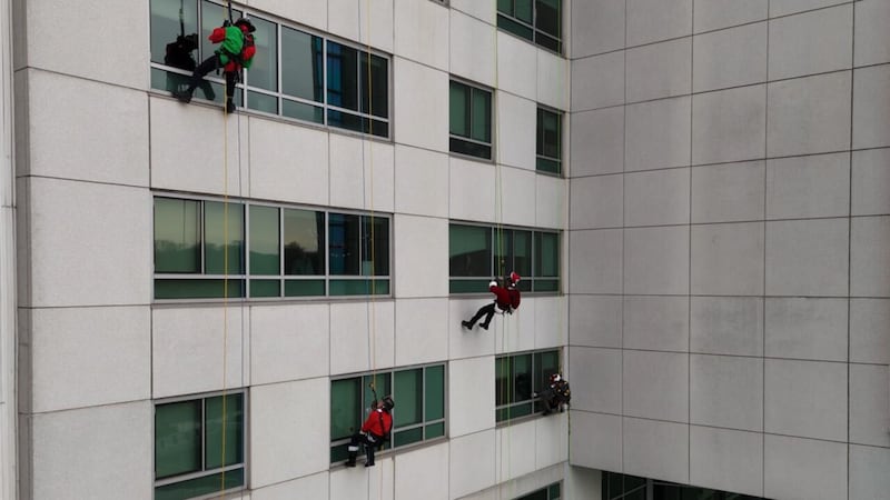 Charlotte firefighters spread holiday cheer at Levine Children’s Hospital