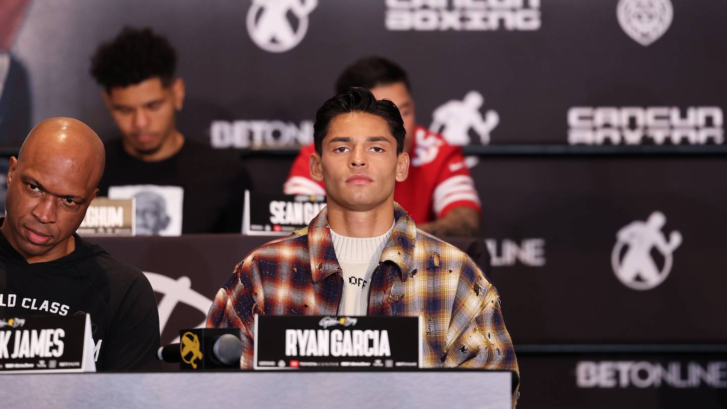 Ryan Garcia's feud with Golden Boy spills into fight week promotion