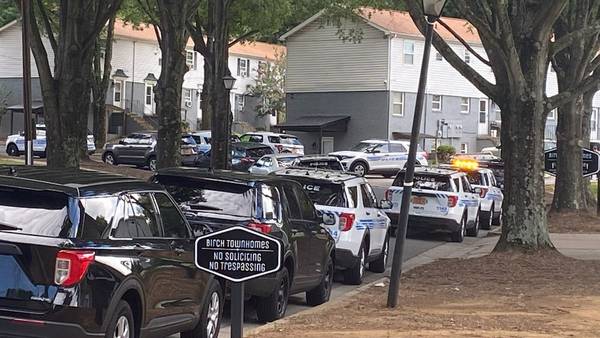 Detectives respond to scene of homicide in west Charlotte, police say
