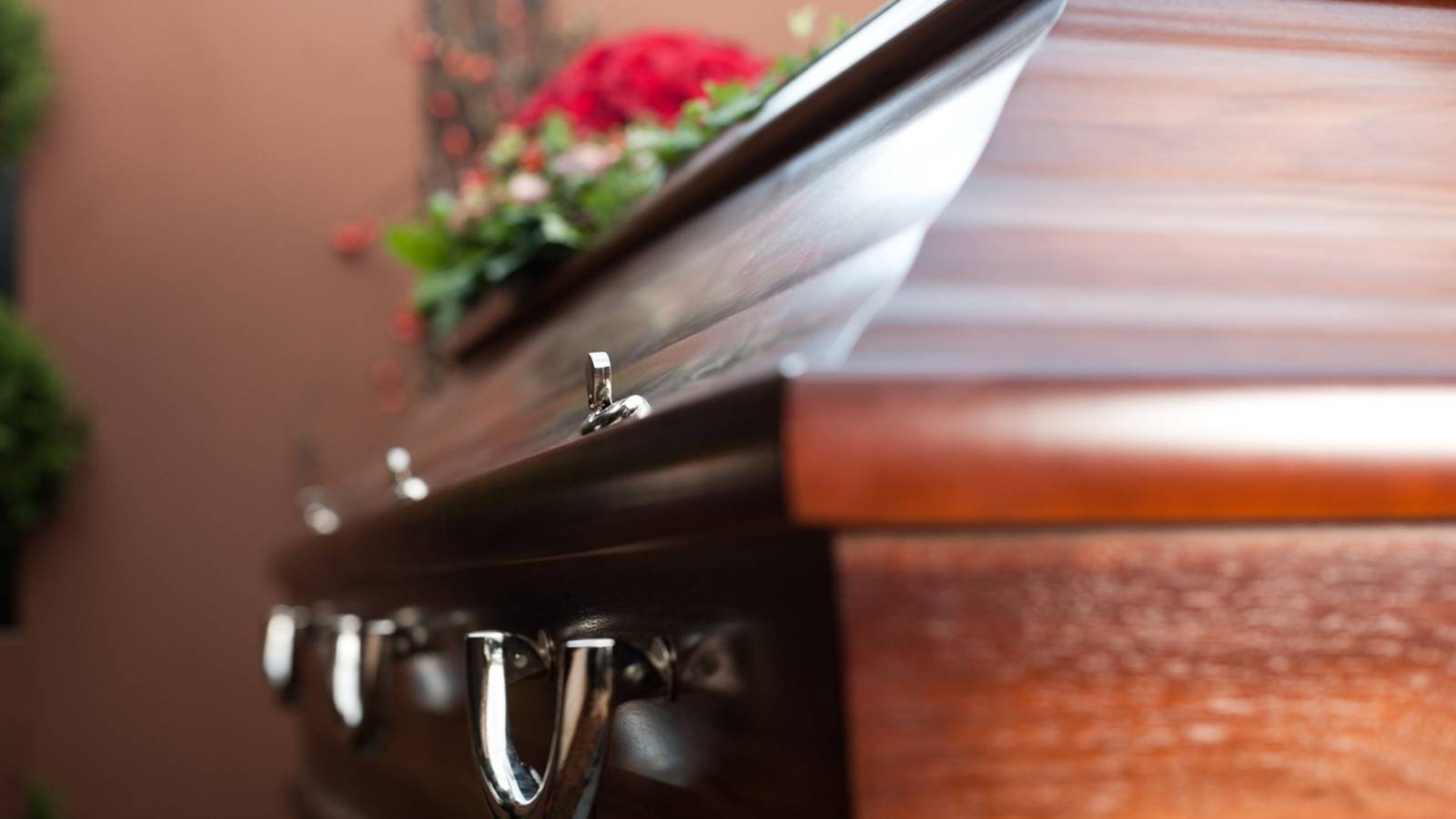 Colorado Funeral Home Owner Wife Facing Charges Related To Improper Handling Of At Least 189 3449